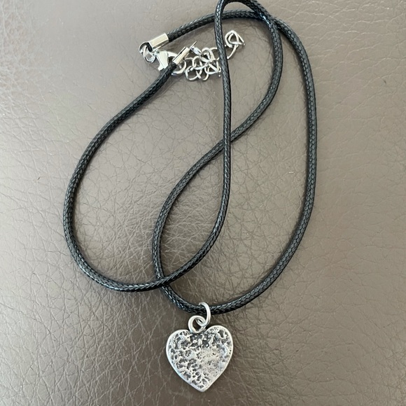 Special Heart Necklace - Picture 2 of 4
